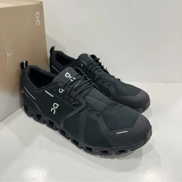 On Running Cloud 5  Waterproof Men’s Shoes