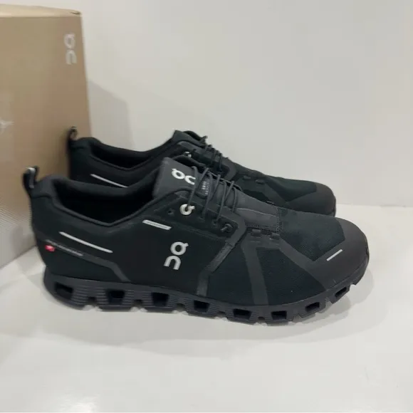 On Running Cloud 5  Waterproof Men’s Shoes