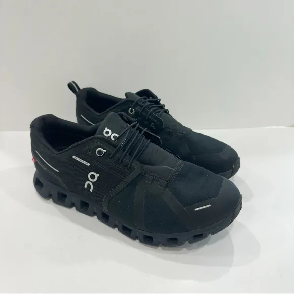 On Running Cloud 5  Waterproof Men’s Shoes