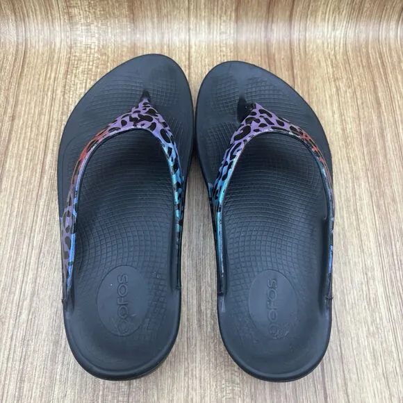 OOFOS OOlala Luxe Animal Print Rainbow Leopard Flip Flop Sandals SIZE 8 EU 39