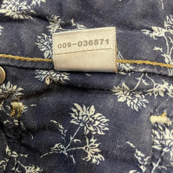 Paige Skyline Ankle Peg Slightly Distressed Blue Denim Jeans Size 27