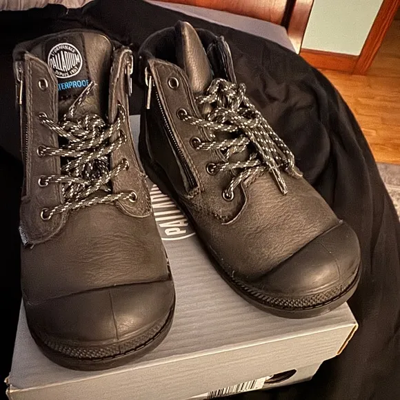 Palladium Kids Black Boots