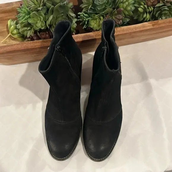 PAUL GREEN Natick Black Suede Zip Ankle Boots booties size UK  7.5 US 9.5 EUC