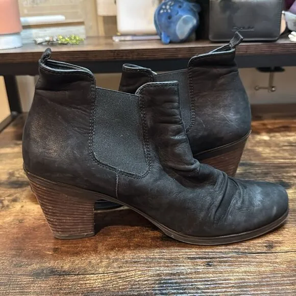 Paul Green Black Ankle Boots size 6.5