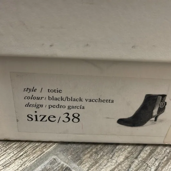 PEDRO GARCIA TOTIE BOOTS SIZE 38 IN BOX