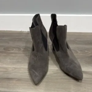 Peter Kaiser Elegant Gray Women's Ankle Boots size 7