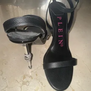 Philipp Plein Black Heels with Textured Strap