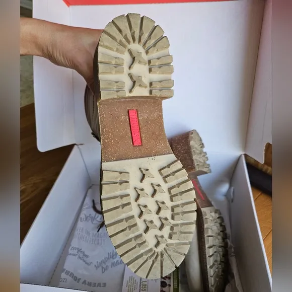 Pikolinos Aspe Marfil Boots