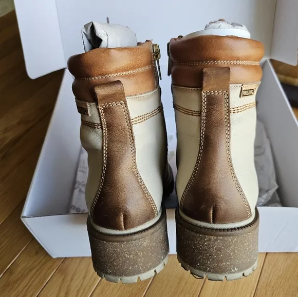 Pikolinos Aspe Marfil Boots