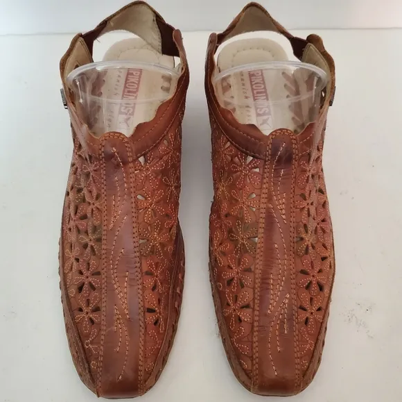 Pikolinos Spain brown leather punched floral whip stitch mule clog shoes 7.5