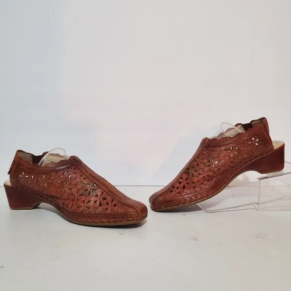 Pikolinos Spain brown leather punched floral whip stitch mule clog shoes 7.5