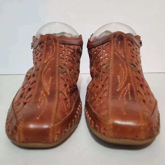 Pikolinos Spain brown leather punched floral whip stitch mule clog shoes 7.5
