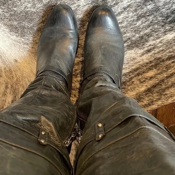 Pour La Victoire Victorella Over the Knee Leather Boots