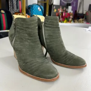 PRE OWNED Paul Green Malibu Sliced Double Zip Ankle Boots in Green