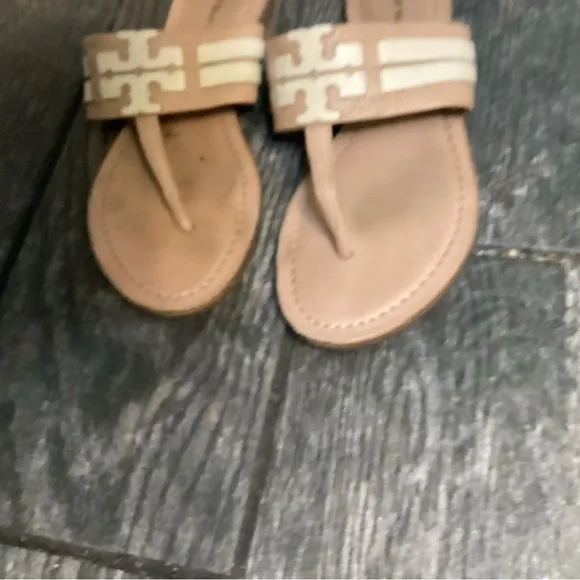💥PRICE DROP💥 Tory Burch Leigh Sandals LIGHT MAKEUP IVORY
