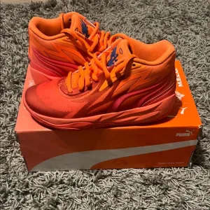 Puma Vibrant Orange Sports Shoes