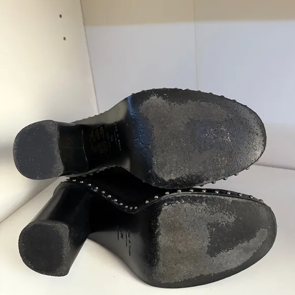 🖤Rag &amp; Bone Romi Chelsea Bootie- black- size 6- dome studs detailing the welt.