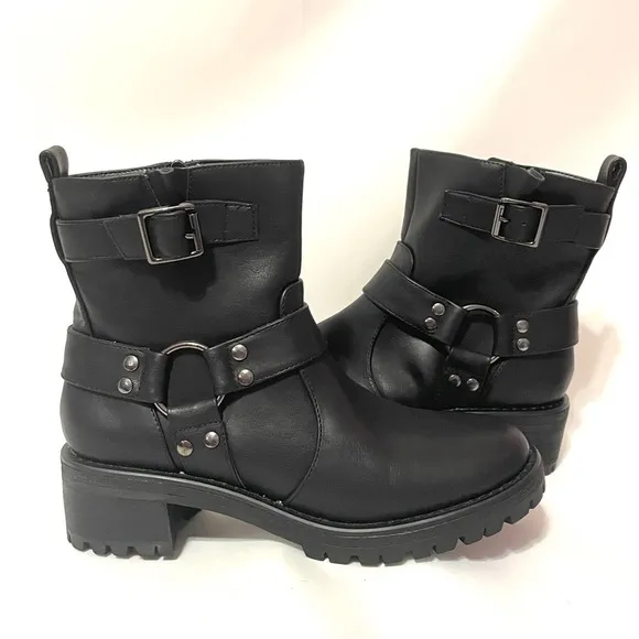 Reaction Kenneth Cole boots