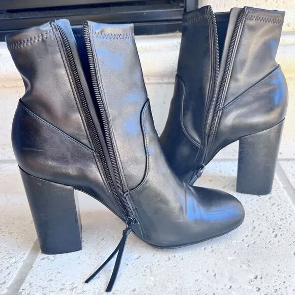 Rebecca Minkoff Black Leather Ankle Boots Zip Closure on Inside Ankle Size 9.5