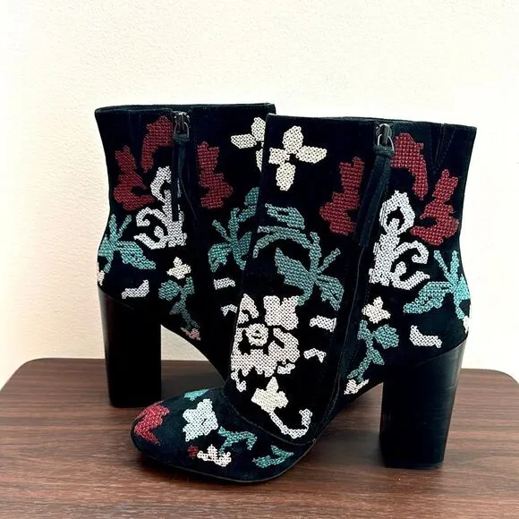 Rebecca Minkoff Bojana Embroidered Black Suede Boots Sz 9.5