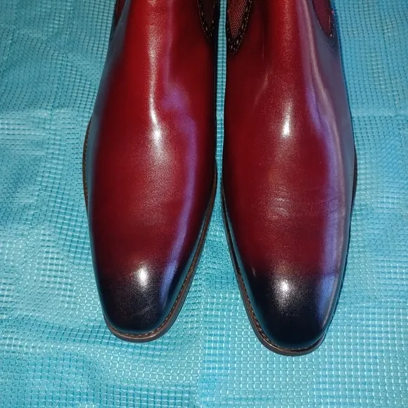Red and Black Leather Boots with Sleek Design