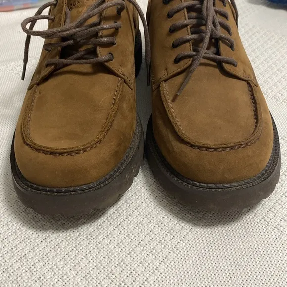 Rockport leather waterproof men’s shoes brown suede look size 8 Wide