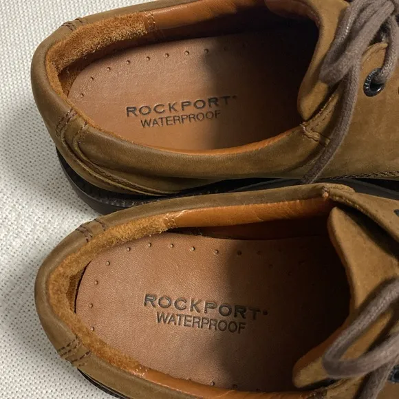 Rockport leather waterproof men’s shoes brown suede look size 8 Wide