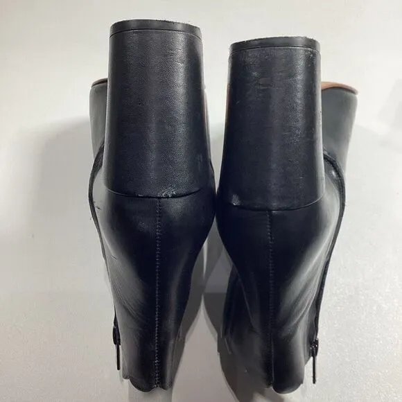 Roeffler Randall Black ankle boots