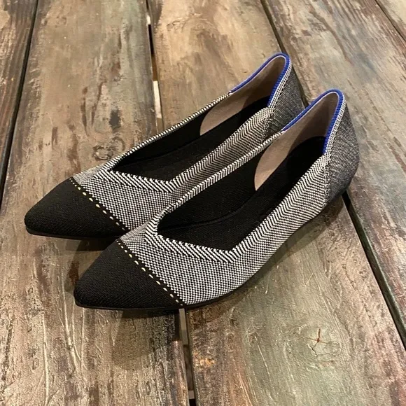 Rothy’s The Point Grey Mist Cap Toe Ballet Flats Black White Womens Size 7 Shoes