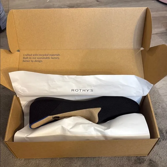 Rothy's Women’s - The Loafer (Black) Size 11, new never been worn. Original box.