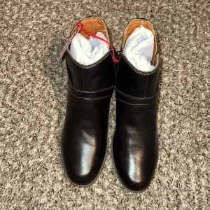 ROTTERDAMRotterdam leather ankle boots Size 5.5-6