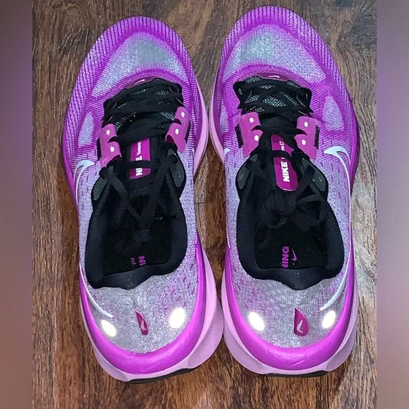 Running shoes Nike Vomero 17