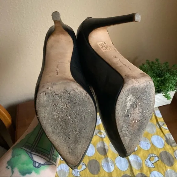 Rupert Sanderson London black tuxedo leather heels 39