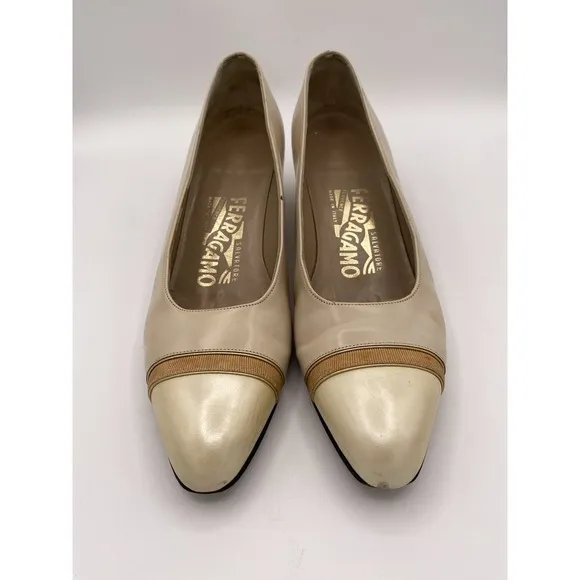 Salvatore Ferragamo Pump Size 6.5 AA