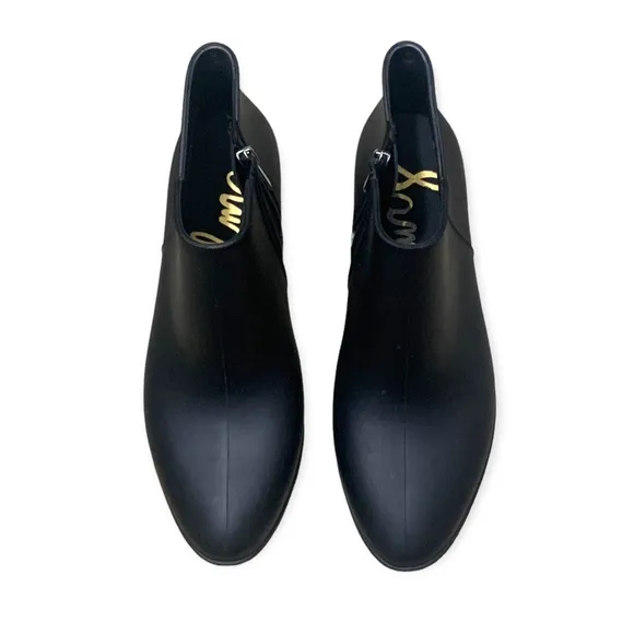 Sam Edelman Black Petty Rain Booties sz 9