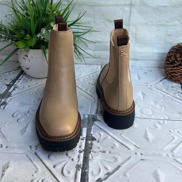 Sam Edelman by Anthropologie 🍂Chelsea boots nude leather 10 women’s new