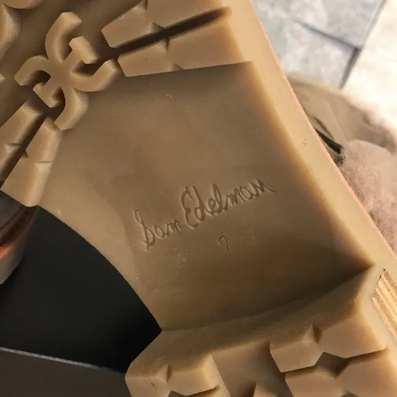 🎁Sam Edelman Jailyn Faux Fur-Lined Suede Boots