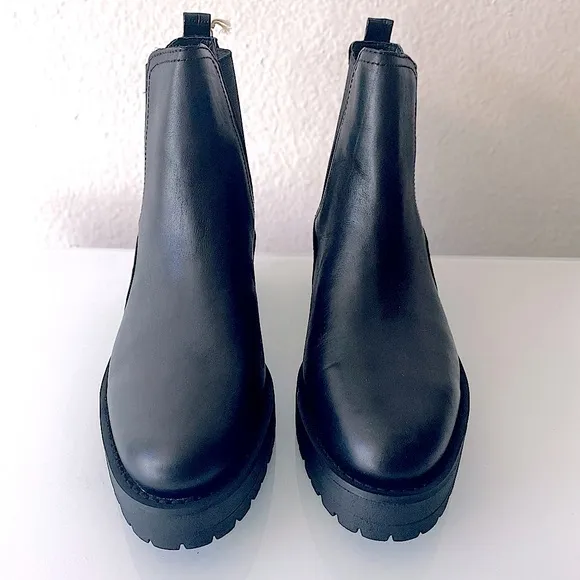 SAM EDELMAN “Justina” Black Lug Sole Chelsea Boots