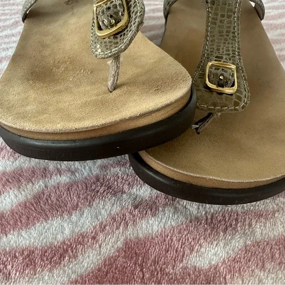 SAS 10 Marina T-Strap Women’s Sandals Gold Flip Flops Comfort Shoes