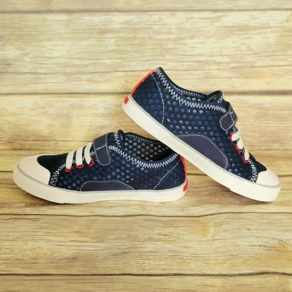 See Kai Run Toddler Sneaker 3Y
