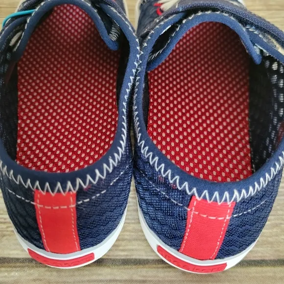 See Kai Run Toddler Sneaker 3Y
