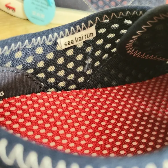 See Kai Run Toddler Sneaker 3Y