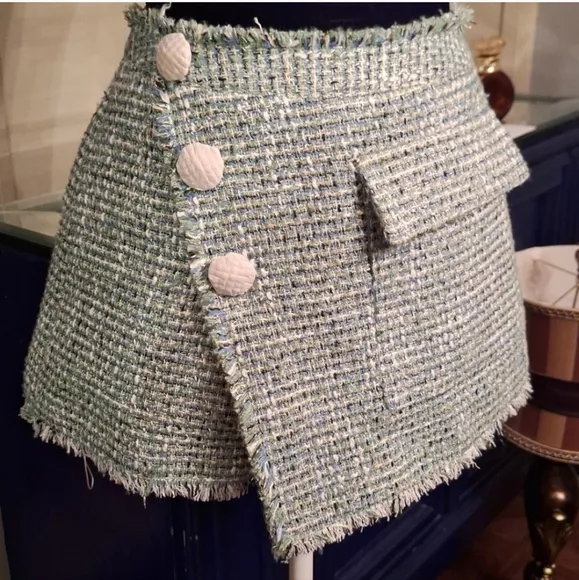Self-Portrait boucle skorts