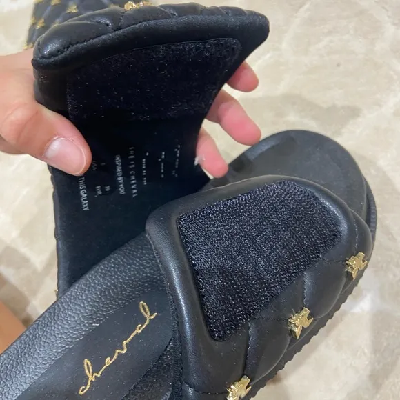 She is Cheval Black and Gold Royale Quilted Slide Sandals BNWOT