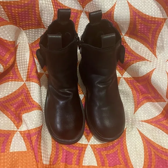 SHEIN Chelsea ankle boots with bow on the side zipper closure size 33 BLK ONLY