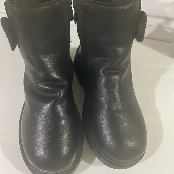 SHEIN Chelsea ankle boots with bow on the side zipper closure size 33 BLK ONLY