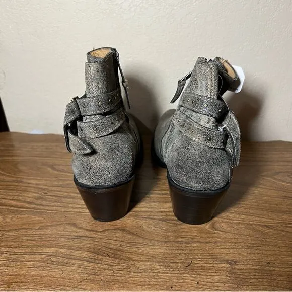 Shyanne western ankle heeled side zip boots NEW 7