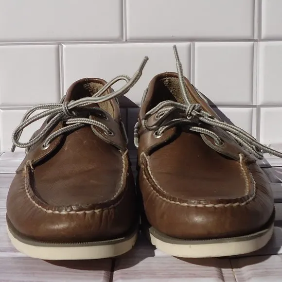 SIZE 10.5. Sperry Top-Sider leather sneakers shoes.