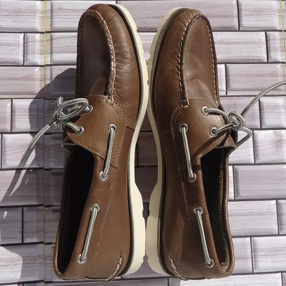 SIZE 10.5. Sperry Top-Sider leather sneakers shoes.