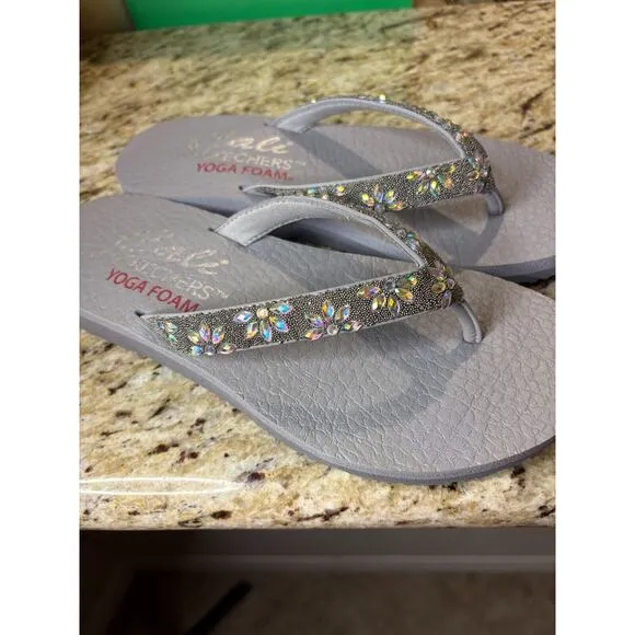 Skechers Women's Meditation-Love Letter Flip-Flop Grey with Sequins Size 7
